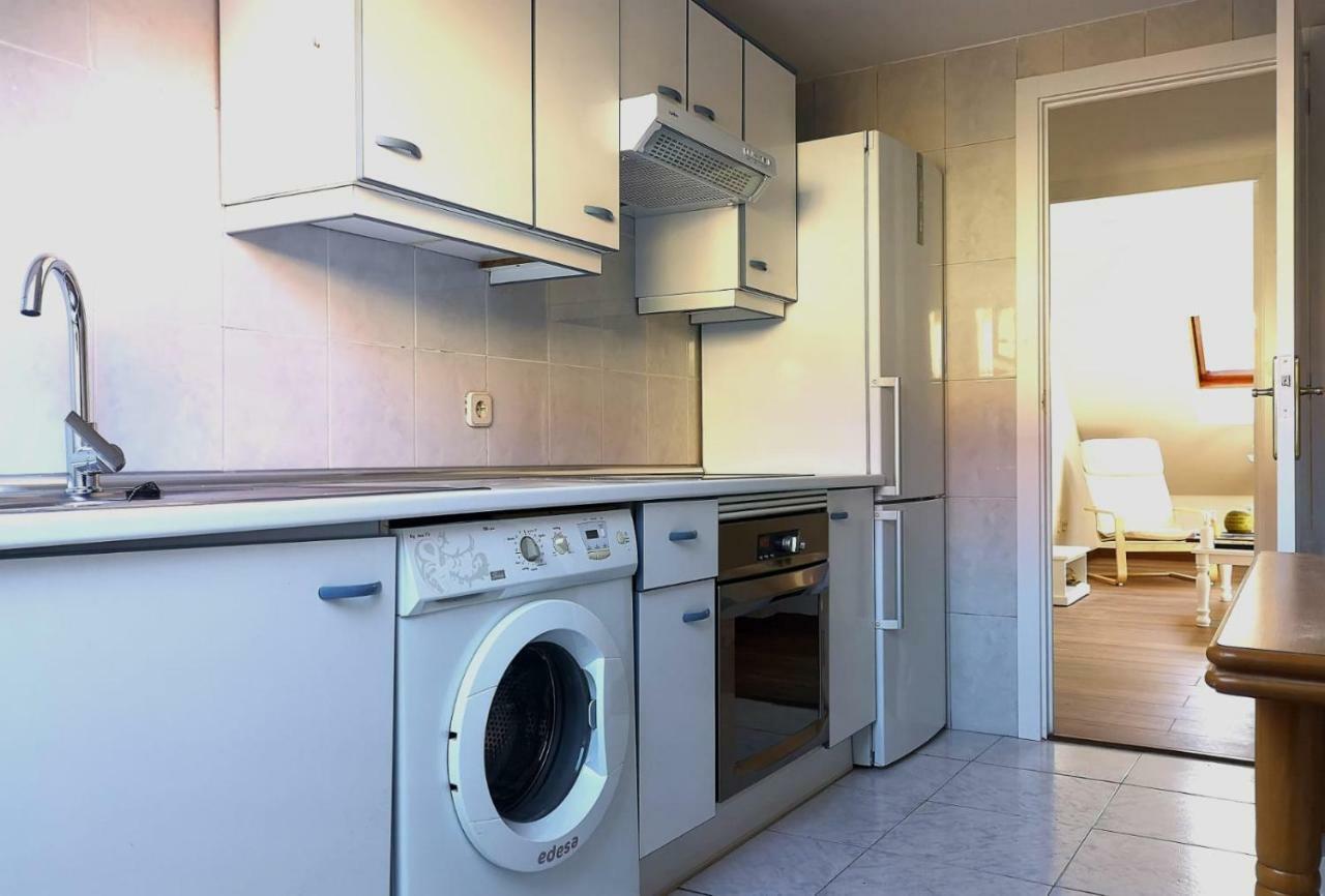 Apartamento En Centro Historico De San Lorenzo De El Escorial Bagian luar foto